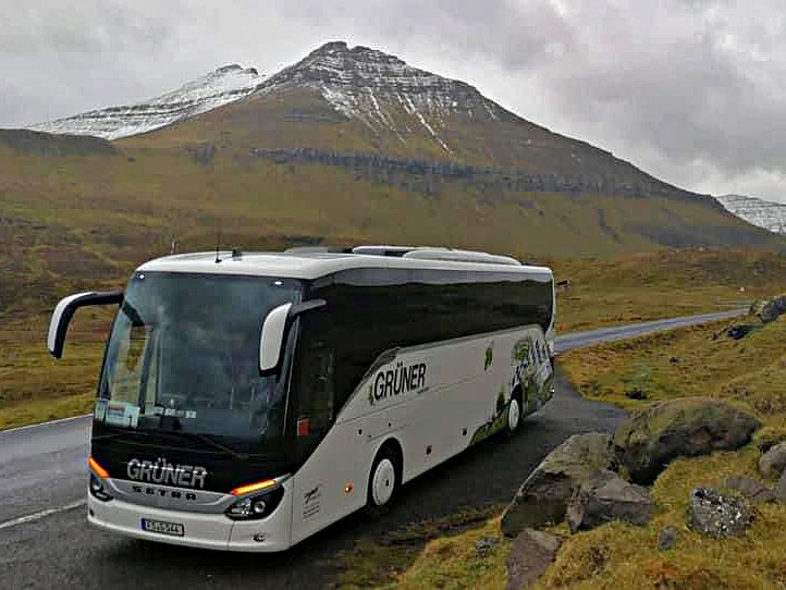 Island mit Grüner Omnibusse